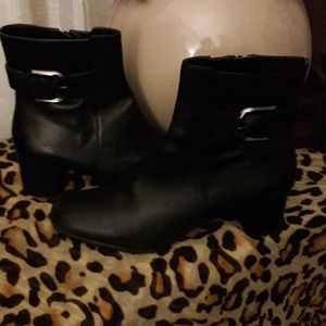 EUC..Nine West leather boots
